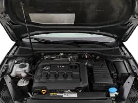 Volkswagen Passat thumbnail 28