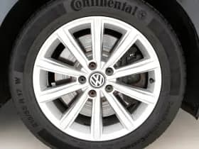 Volkswagen Passat thumbnail 29