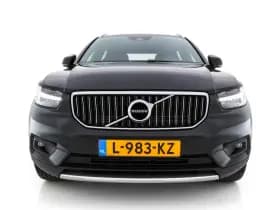 Volvo Xc40 thumbnail 3