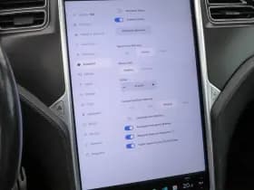 Tesla Model s thumbnail 15