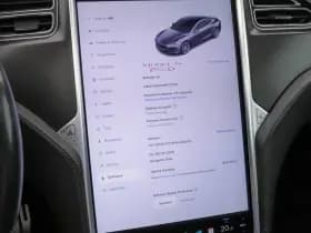 Tesla Model s thumbnail 16