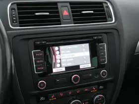 Volkswagen Jetta thumbnail 17