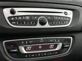 Renault Scenic thumbnail 15