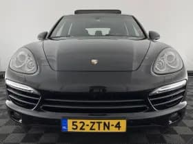 Porsche Cayenne thumbnail 3