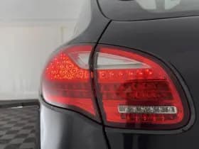 Porsche Cayenne thumbnail 27