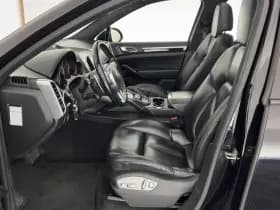 Porsche Cayenne thumbnail 10