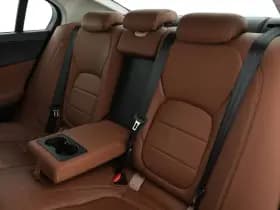 Jaguar Xe thumbnail 23