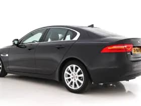 Jaguar Xe thumbnail 5