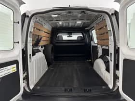 Volkswagen Caddy thumbnail 10