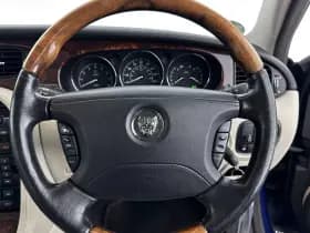 Jaguar Xj thumbnail 14