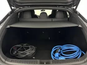 Tesla Model s thumbnail 11