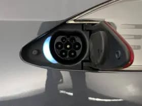 Tesla Model s thumbnail 29