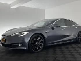 Tesla Model s thumbnail 4