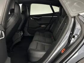 Tesla Model s thumbnail 10
