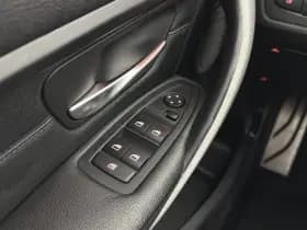 Bmw 3 serie thumbnail 20