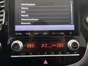 Mitsubishi Outlander thumbnail 17