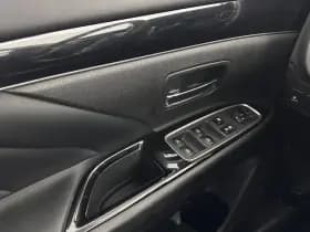 Mitsubishi Outlander thumbnail 23