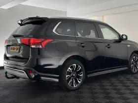 Mitsubishi Outlander thumbnail 7