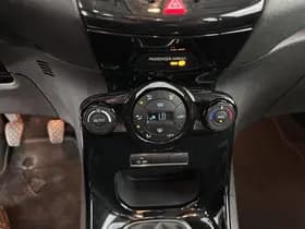 Ford Fiesta thumbnail 15