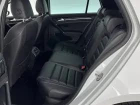 Volkswagen Golf thumbnail 11