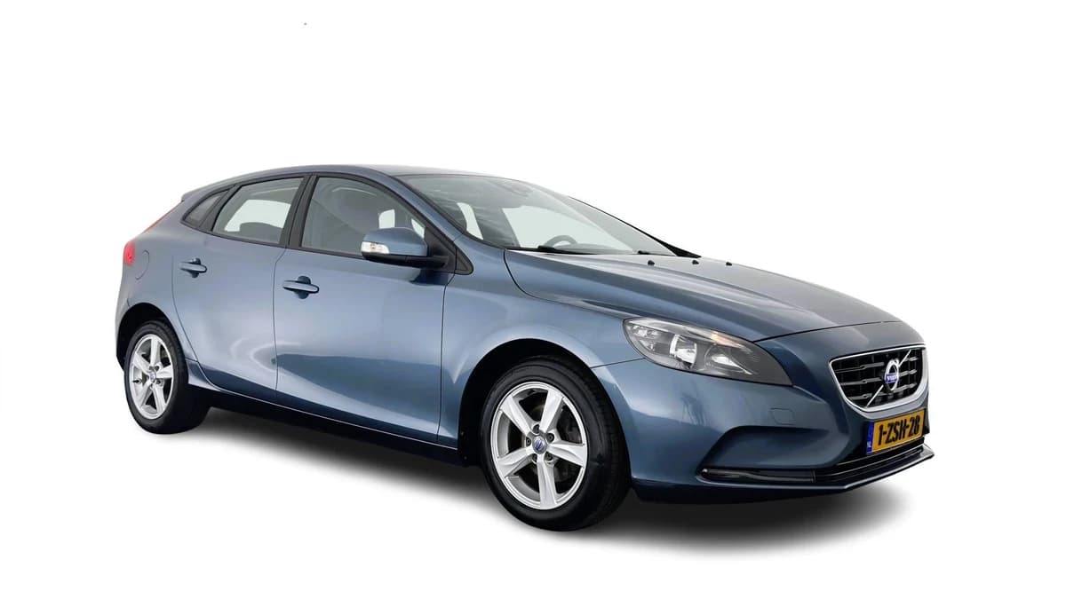 Volvo V40 — foto 1