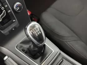 Volvo V40 thumbnail 15