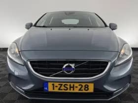 Volvo V40 thumbnail 3