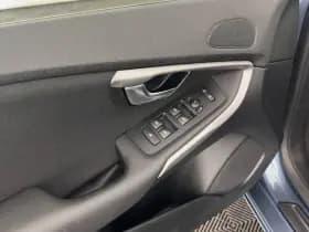 Volvo V40 thumbnail 21