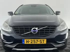 Volvo Xc60 thumbnail 3