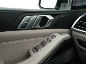 BMW X7 thumbnail 37