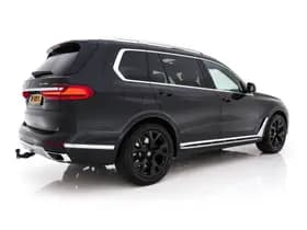 BMW X7 thumbnail 7