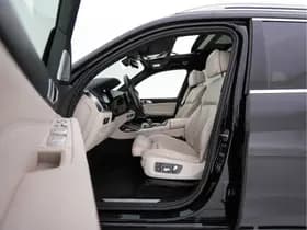 BMW X7 thumbnail 10