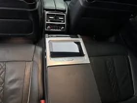 BMW 7-Serie thumbnail 23