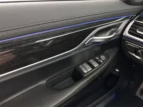 BMW 7-Serie thumbnail 27
