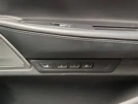 BMW 7-Serie thumbnail 29
