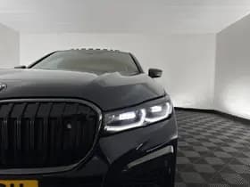 BMW 7-Serie thumbnail 36