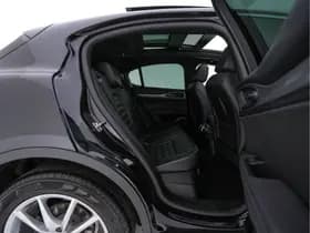 Alfa Romeo Romeo stelvio thumbnail 12