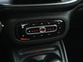 Smart Fortwo thumbnail 16