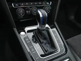 Volkswagen Passat thumbnail 13