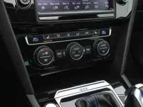 Volkswagen Passat thumbnail 14