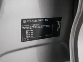 Volkswagen Passat thumbnail 30