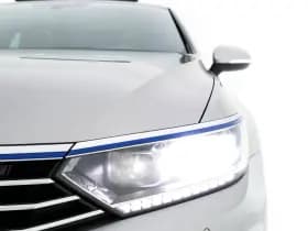 Volkswagen Passat thumbnail 31