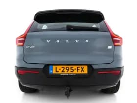Volvo Xc40 thumbnail 6