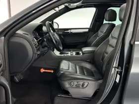 Volkswagen Touareg thumbnail 10