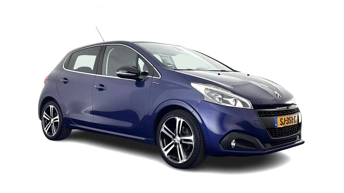 Peugeot 208 — foto 1