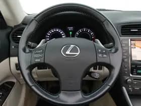 Lexus Is thumbnail 19