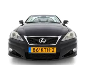 Lexus Is thumbnail 3