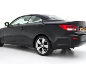 Lexus Is thumbnail 32