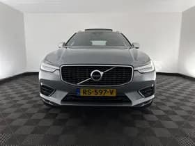 Volvo XC60 thumbnail 3