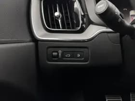 Volvo XC60 thumbnail 23